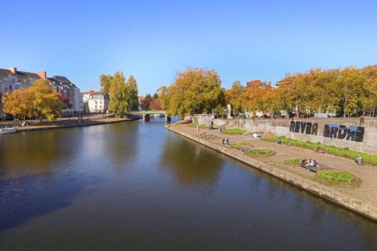 Bright Apartment With Large Terrace Nantes Esterno foto