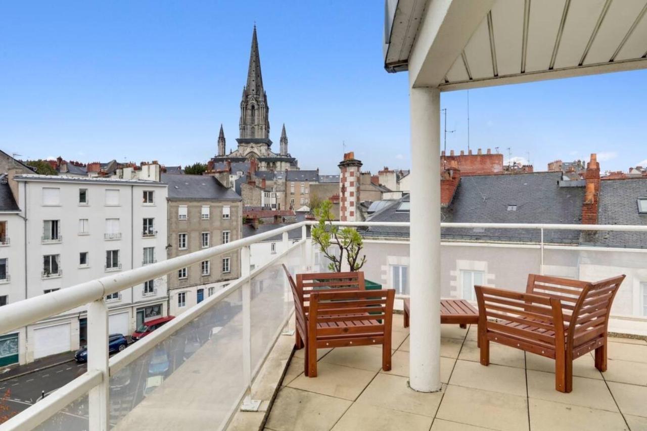 Bright Apartment With Large Terrace Nantes Esterno foto