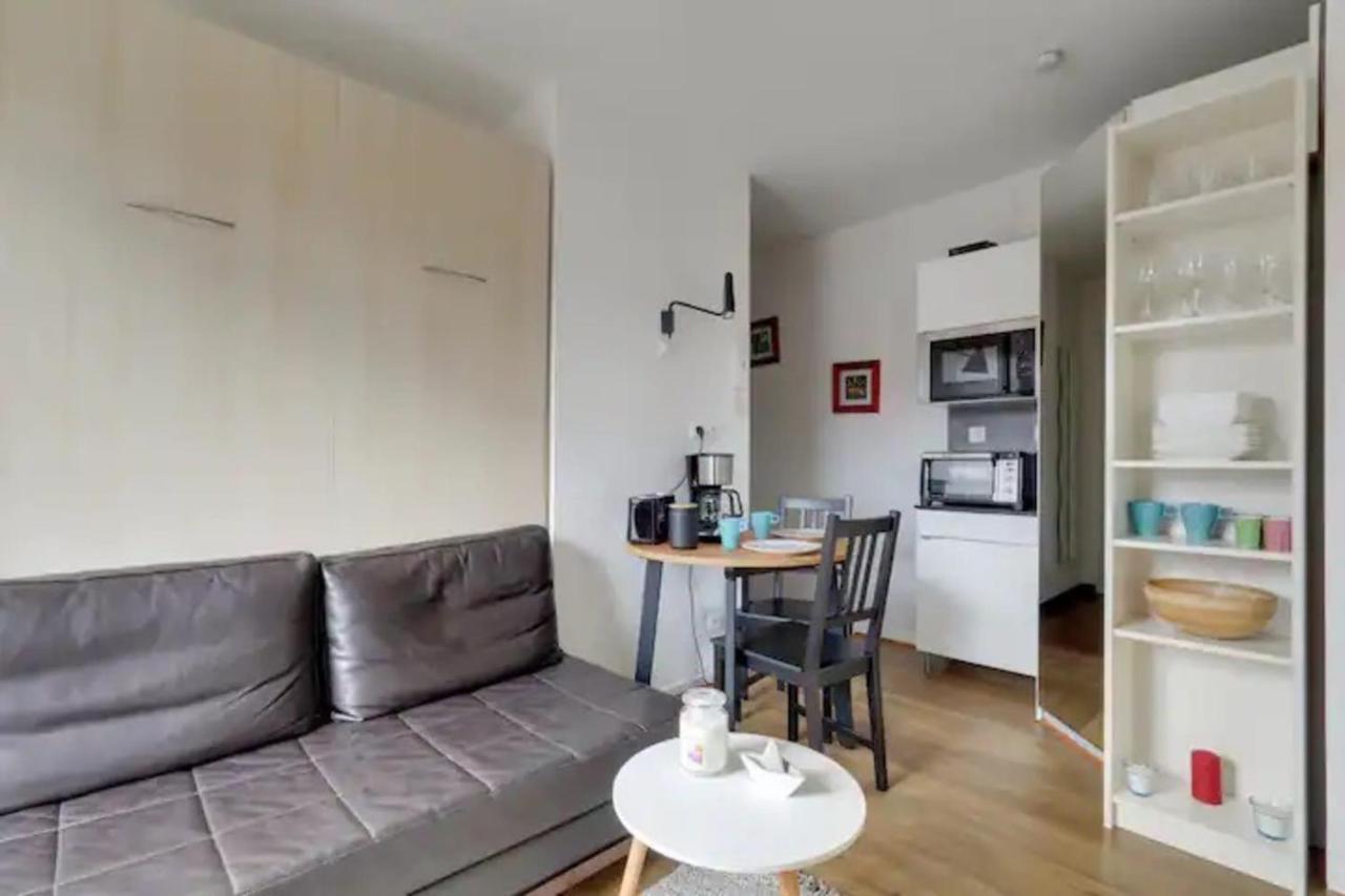 Bright Apartment With Large Terrace Nantes Esterno foto