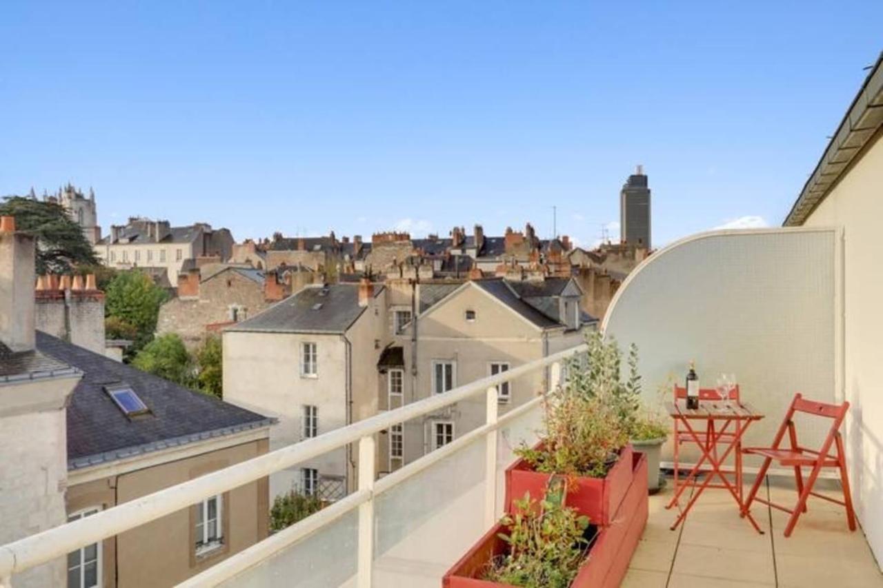 Bright Apartment With Large Terrace Nantes Esterno foto