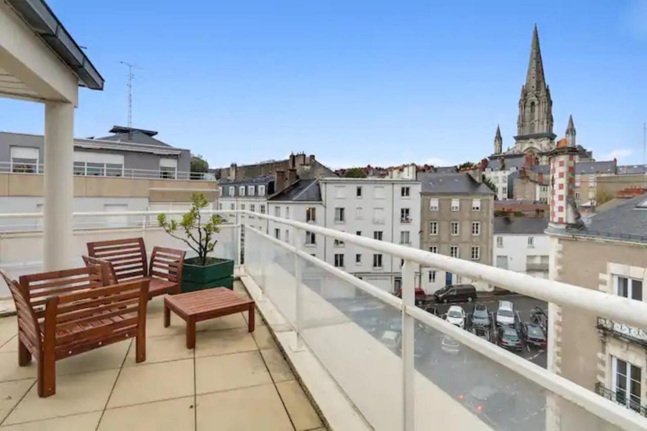 Bright Apartment With Large Terrace Nantes Esterno foto